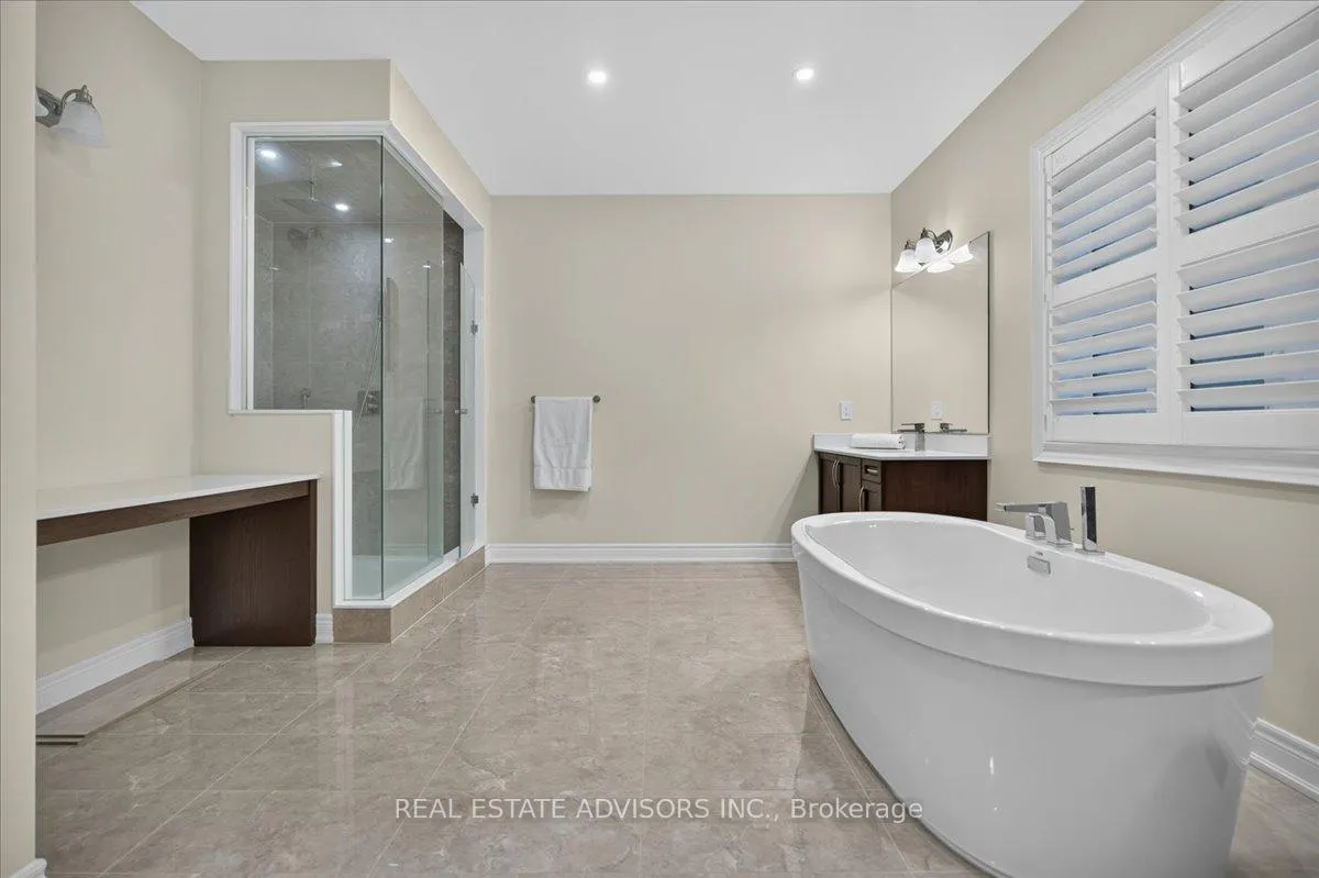 Photo 19 of 52 Daisy Meadow Crescent, Caledon, Caledon East — HOMEH