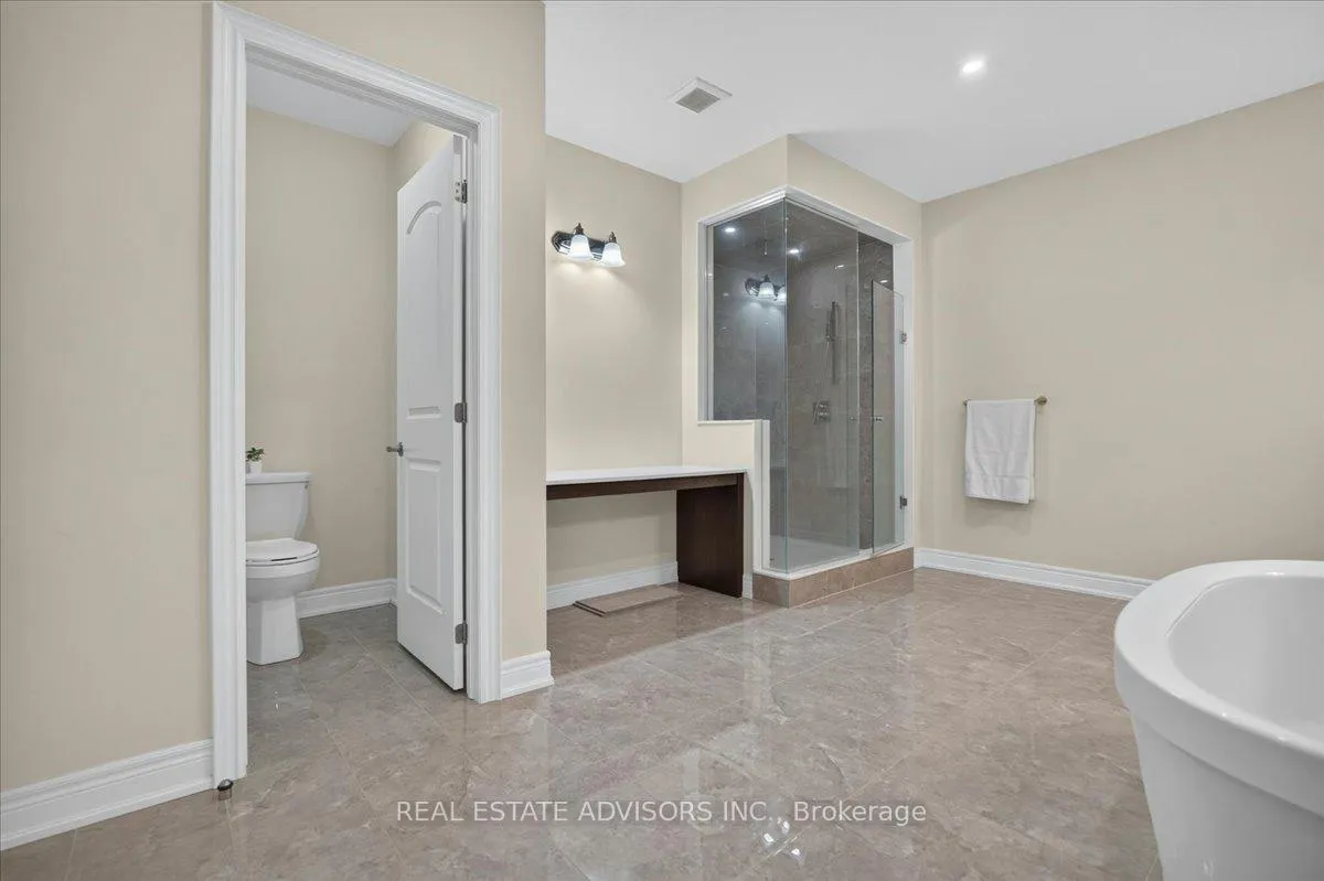 Photo 21 of 52 Daisy Meadow Crescent, Caledon, Caledon East — HOMEH
