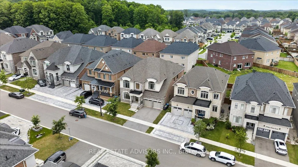 Photo 38 of 52 Daisy Meadow Crescent, Caledon, Caledon East — HOMEH