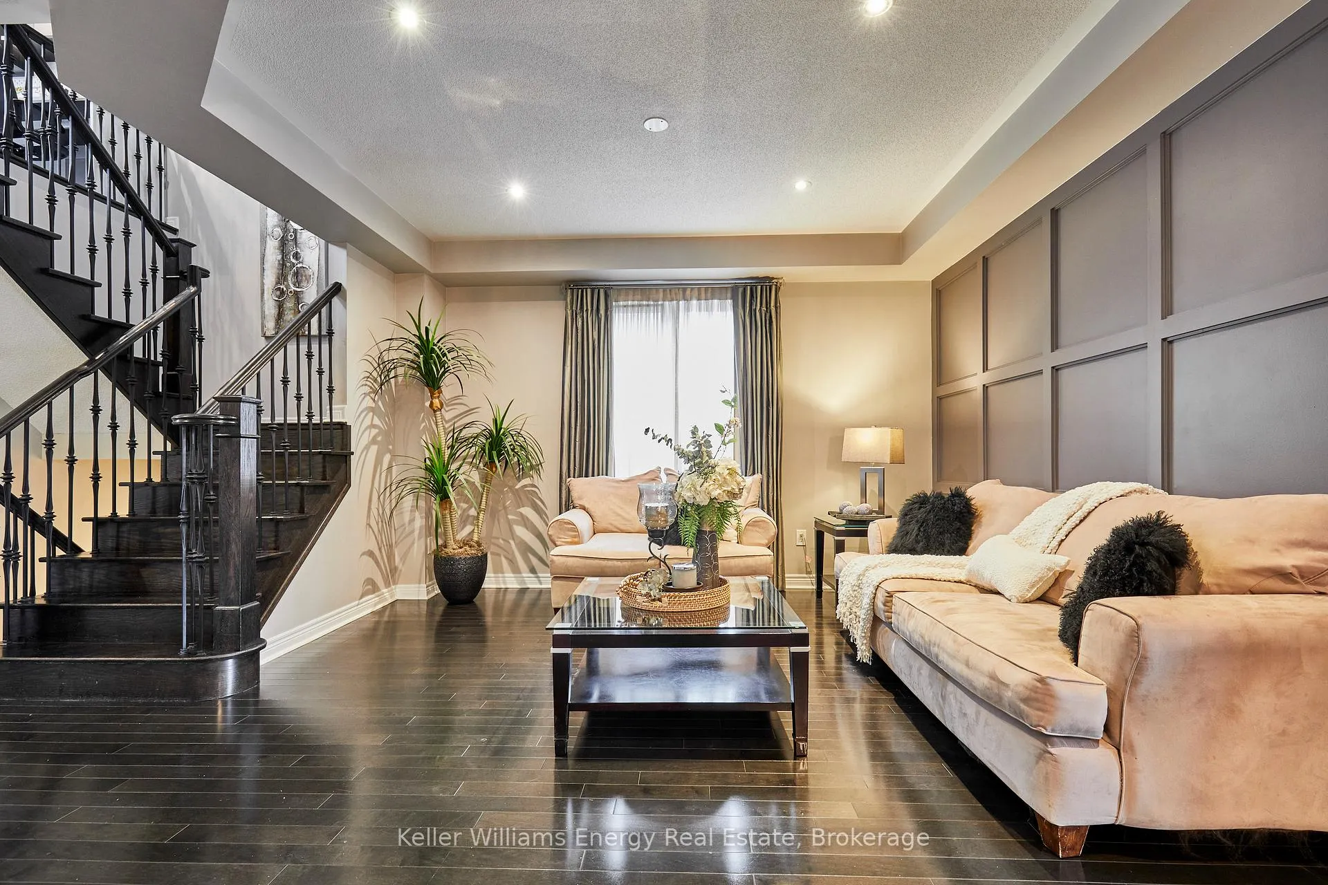 Photo 6 of 50 Rumbellow Crescent, Ajax, Northeast Ajax — HOMEH