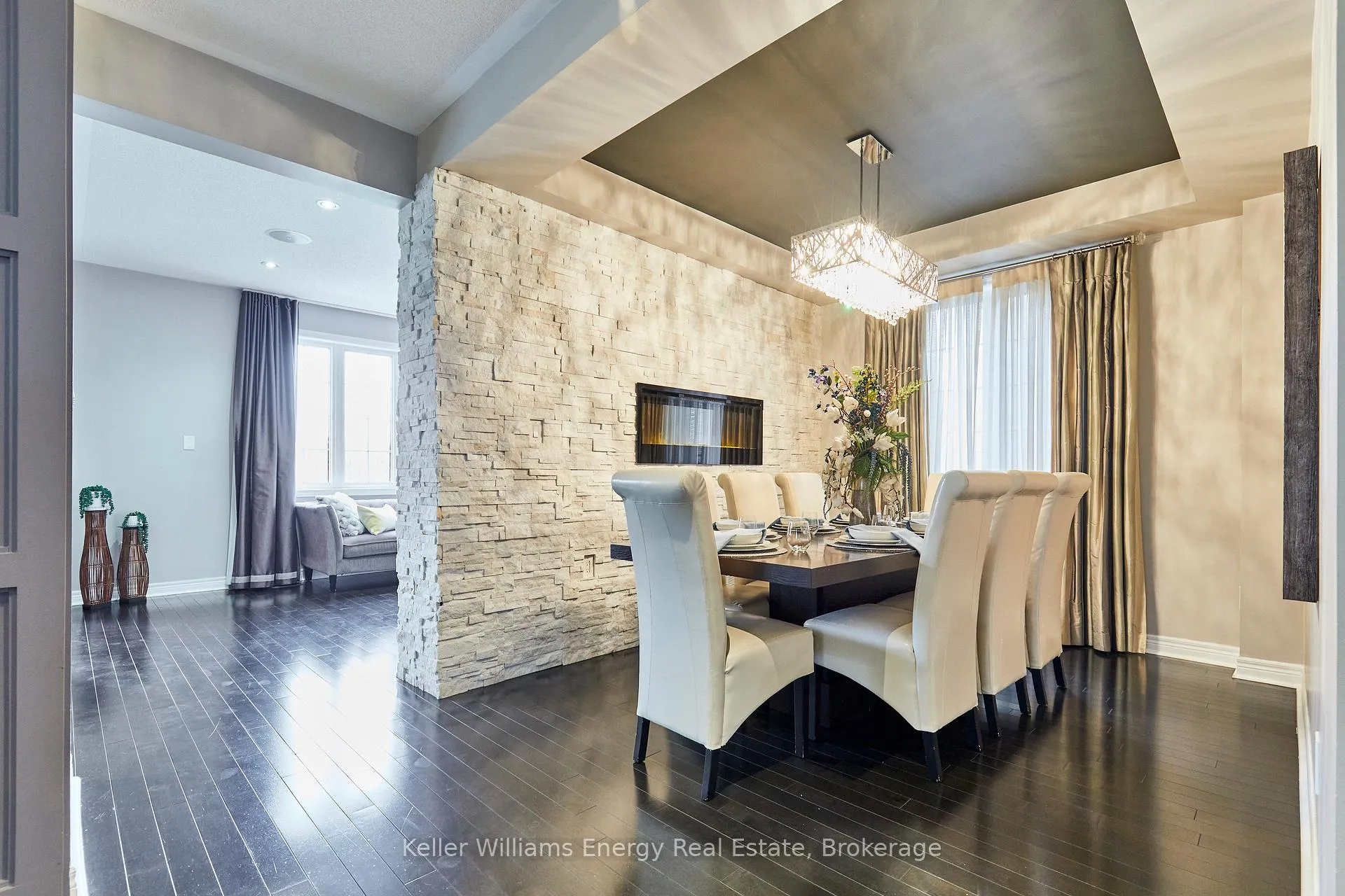 Photo 7 of 50 Rumbellow Crescent, Ajax, Northeast Ajax — HOMEH