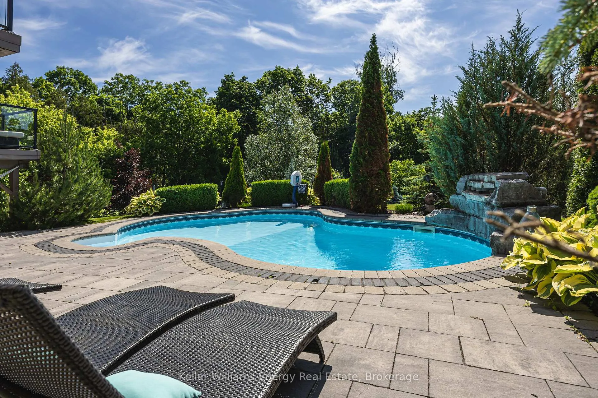 Photo 44 of 50 Rumbellow Crescent, Ajax, Northeast Ajax — HOMEH