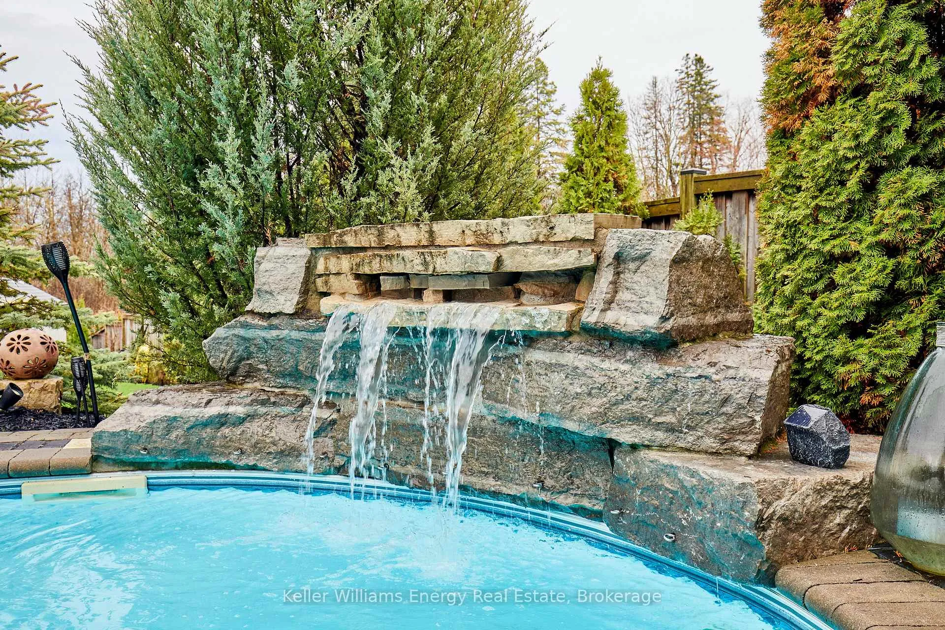 Photo 49 of 50 Rumbellow Crescent, Ajax, Northeast Ajax — HOMEH