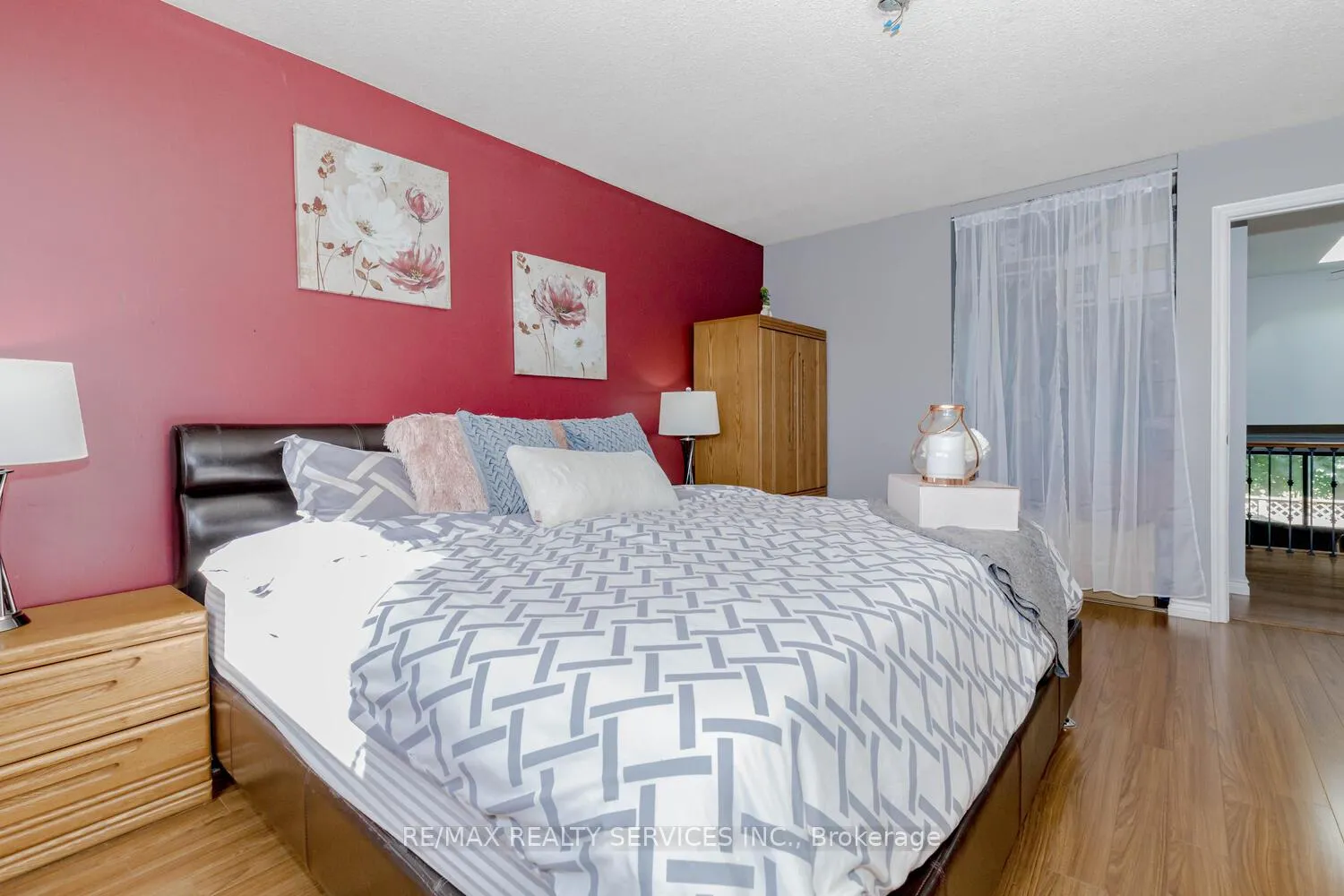 Photo 16 of 32 Simmons Boulevard, Brampton, Madoc — HOMEH