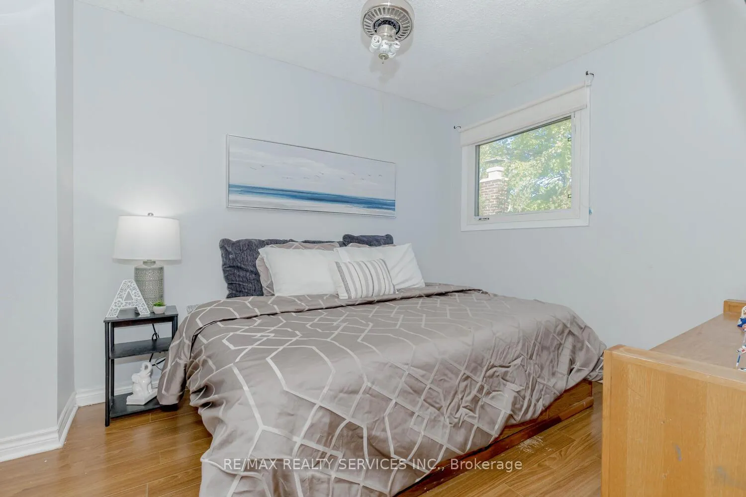 Photo 21 of 32 Simmons Boulevard, Brampton, Madoc — HOMEH