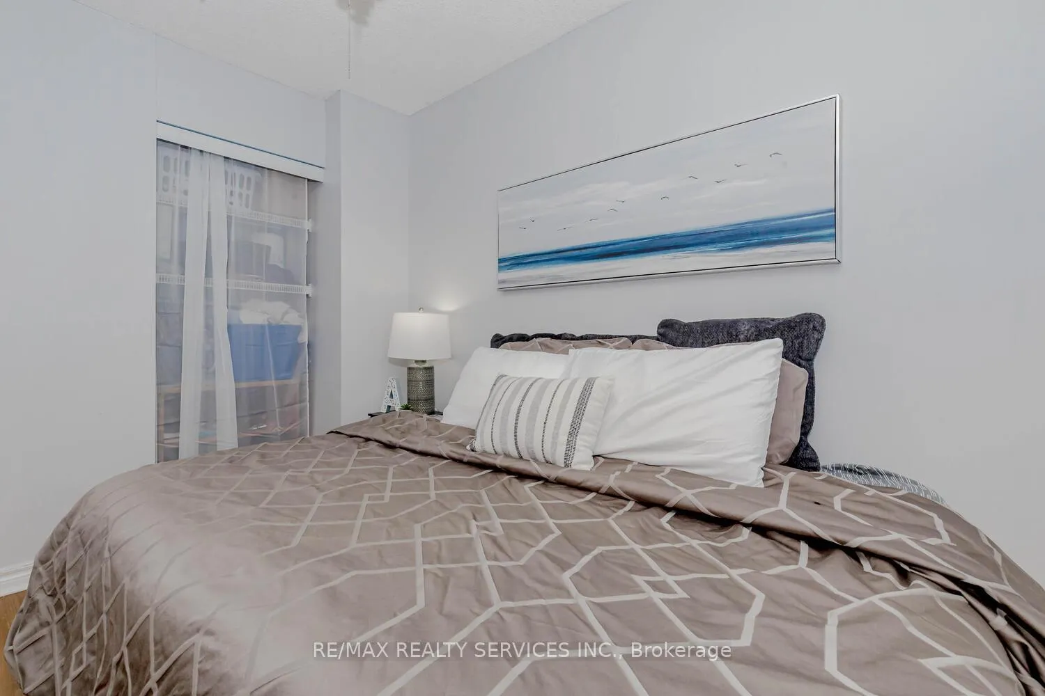 Photo 22 of 32 Simmons Boulevard, Brampton, Madoc — HOMEH