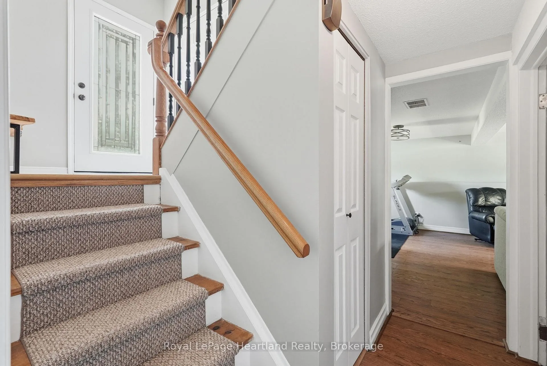 Photo 23 of 106 Cedar Court, Chatsworth — HOMEH