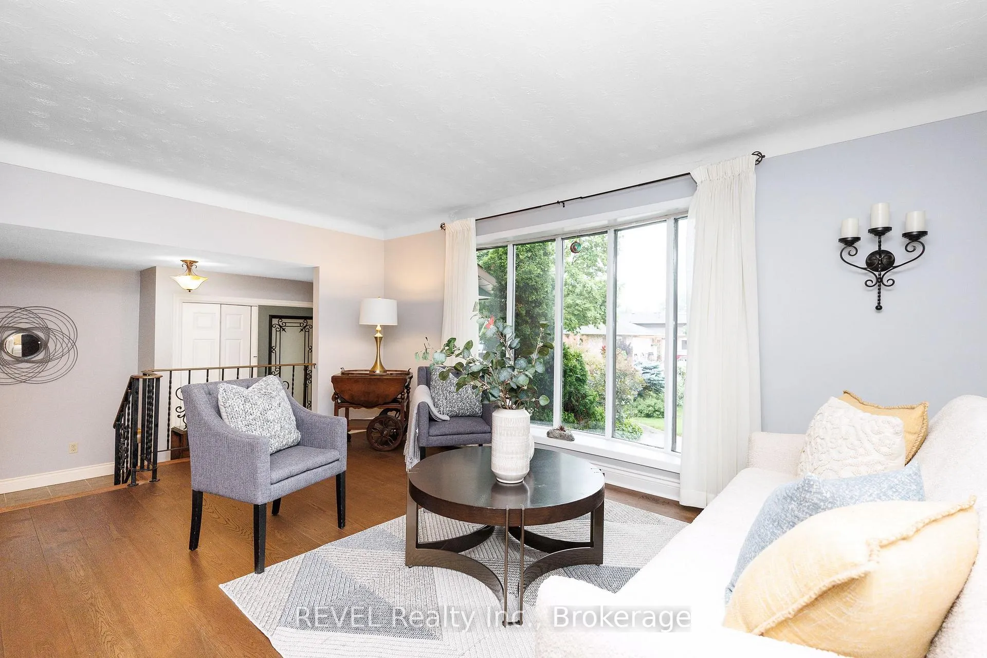 Photo 35 of 14 Shetland Crescent, St. Catharines, E. Chester — HOMEH