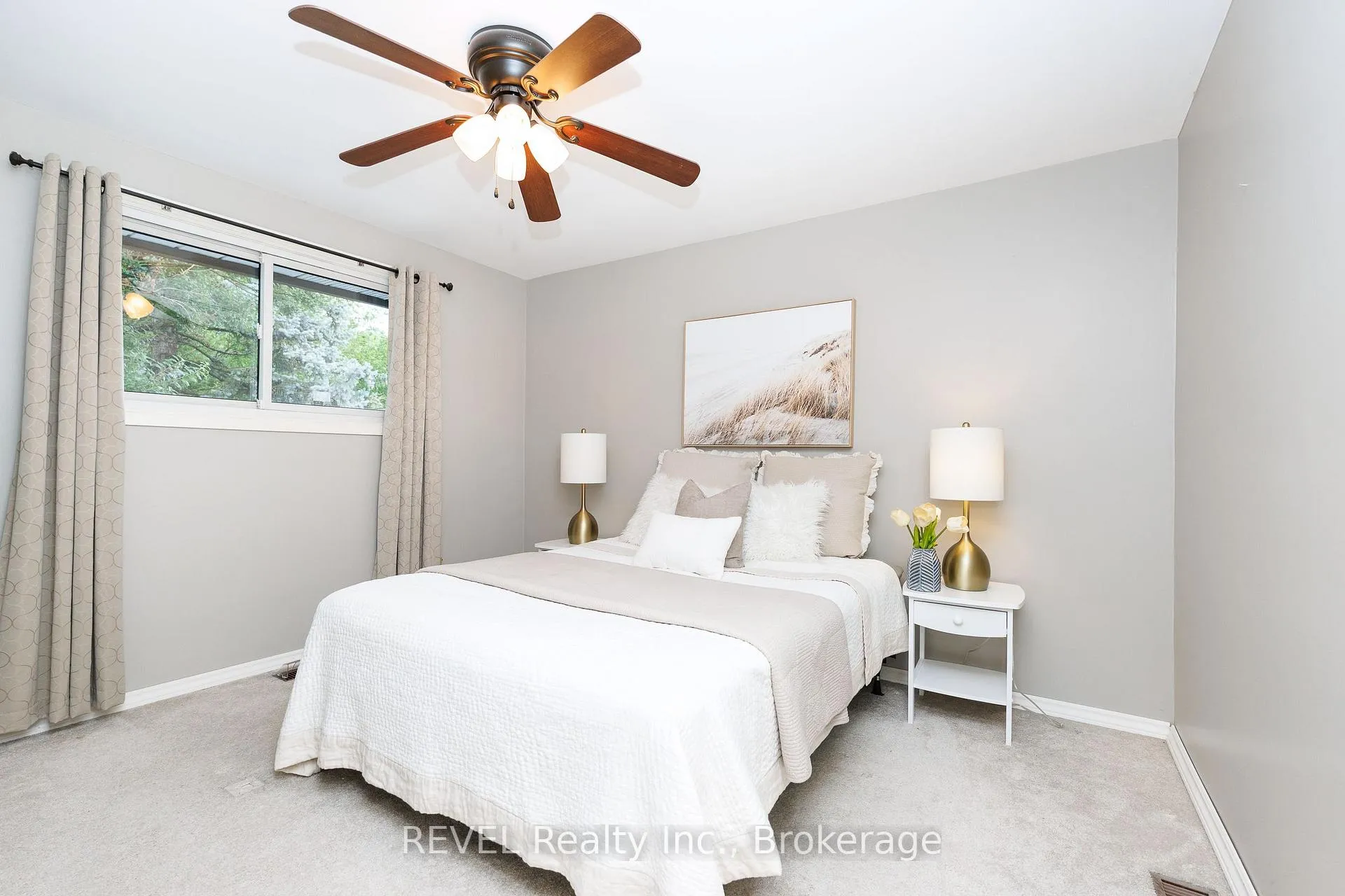 Photo 43 of 14 Shetland Crescent, St. Catharines, E. Chester — HOMEH