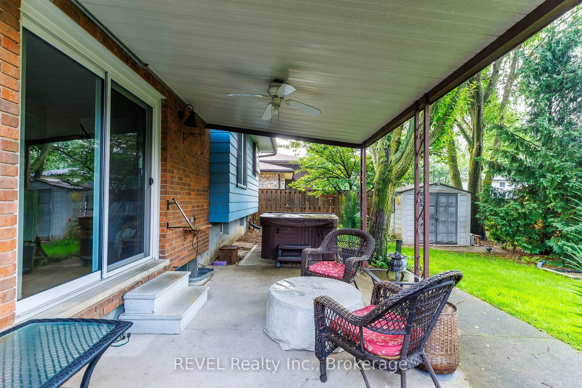 Photo 10 of 14 Shetland Crescent, St. Catharines, E. Chester — HOMEH