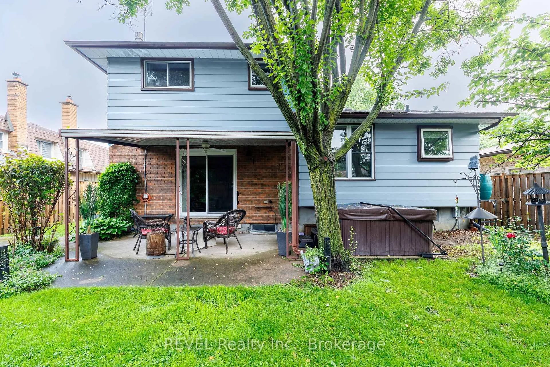 Photo 11 of 14 Shetland Crescent, St. Catharines, E. Chester — HOMEH