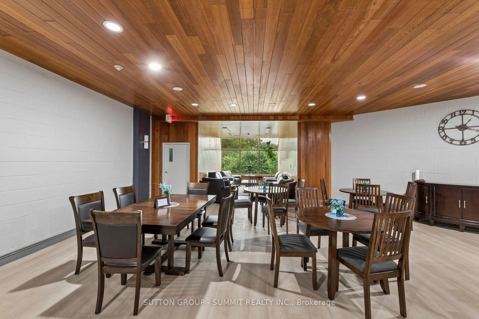 Photo 42 of Unit 1102, 19 King Street, London, East K — HOMEH
