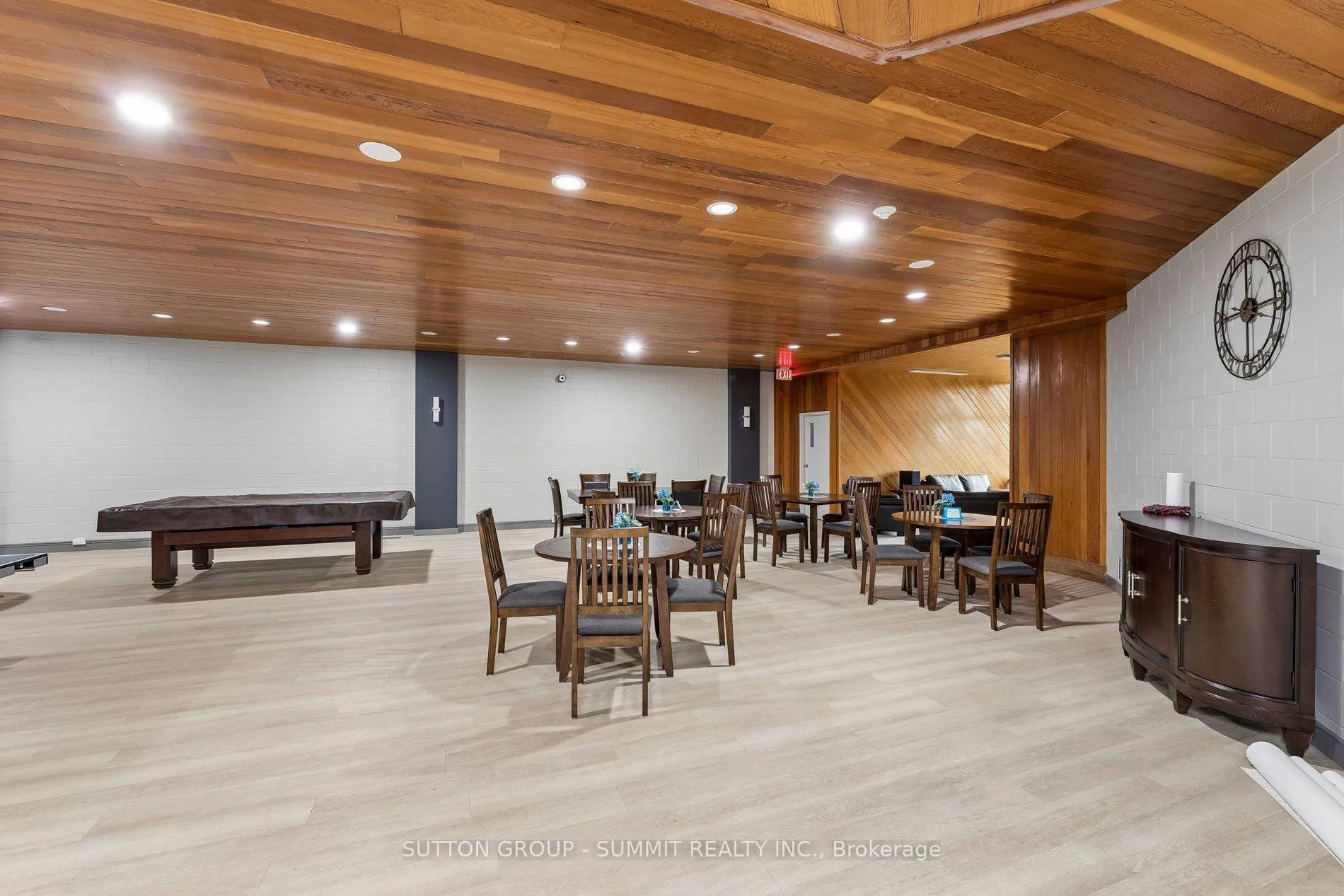 Photo 44 of Unit 1102, 19 King Street, London, East K — HOMEH