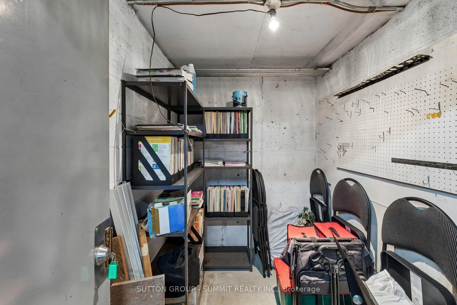 Photo 50 of Unit 1102, 19 King Street, London, East K — HOMEH