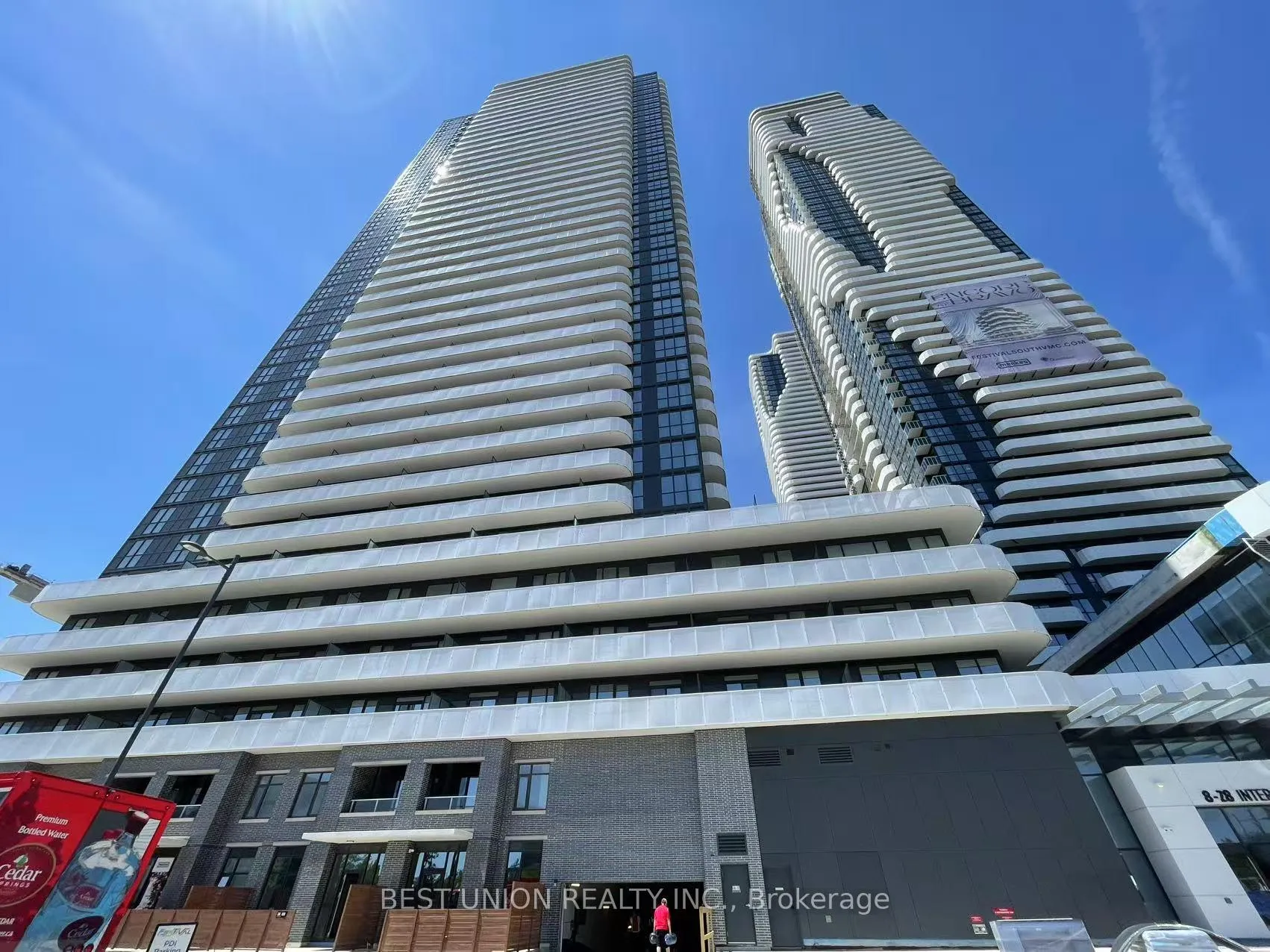 Photo 1 of Unit 2812, 28 Interchange Way, Vaughan, Vaughan Corporate Centre — HOMEH