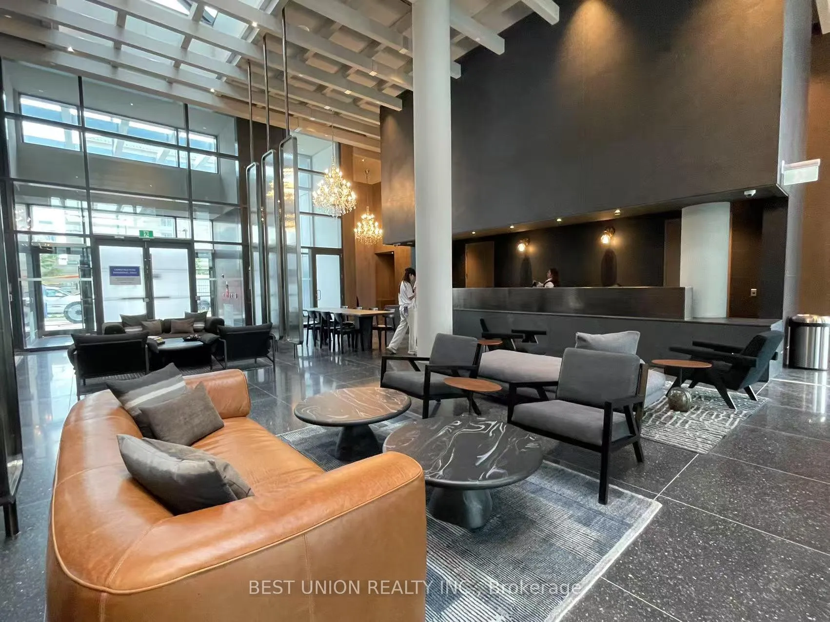 Photo 4 of Unit 2812, 28 Interchange Way, Vaughan, Vaughan Corporate Centre — HOMEH