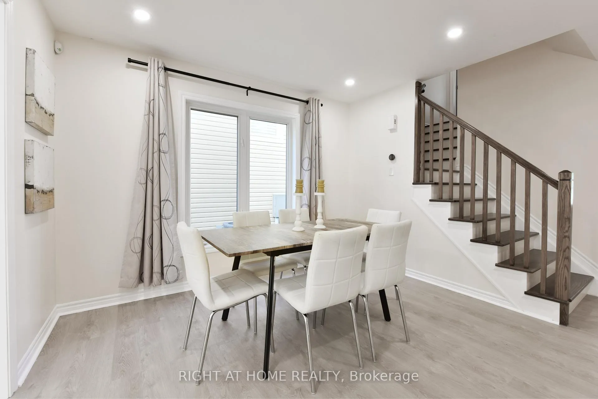 Photo 8 of 1053 Pampero Crescent, Ottawa, Stittsville (North) — HOMEH