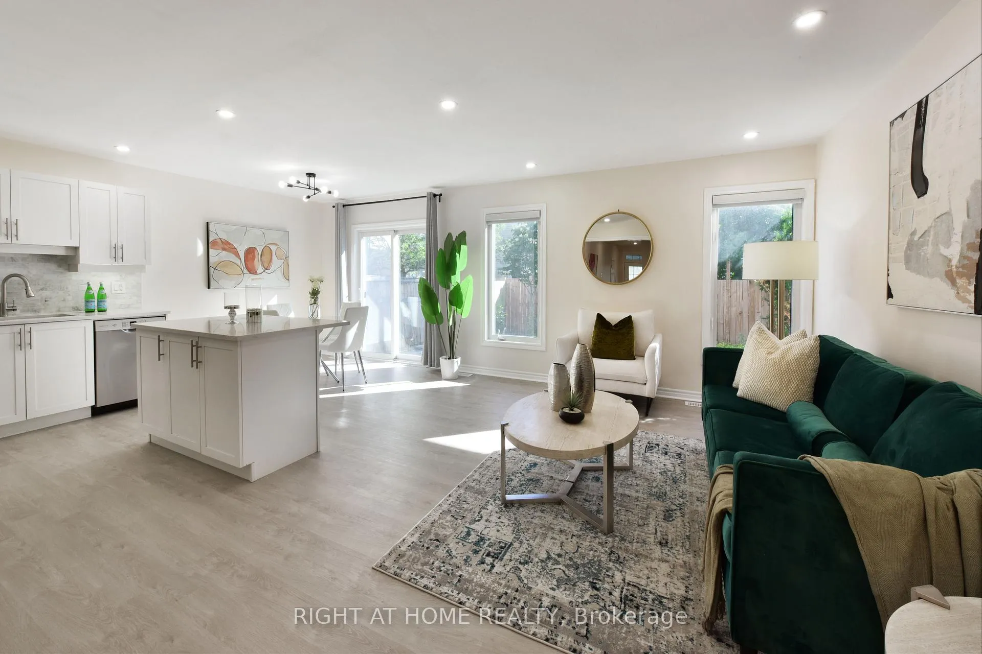 Photo 16 of 1053 Pampero Crescent, Ottawa, Stittsville (North) — HOMEH
