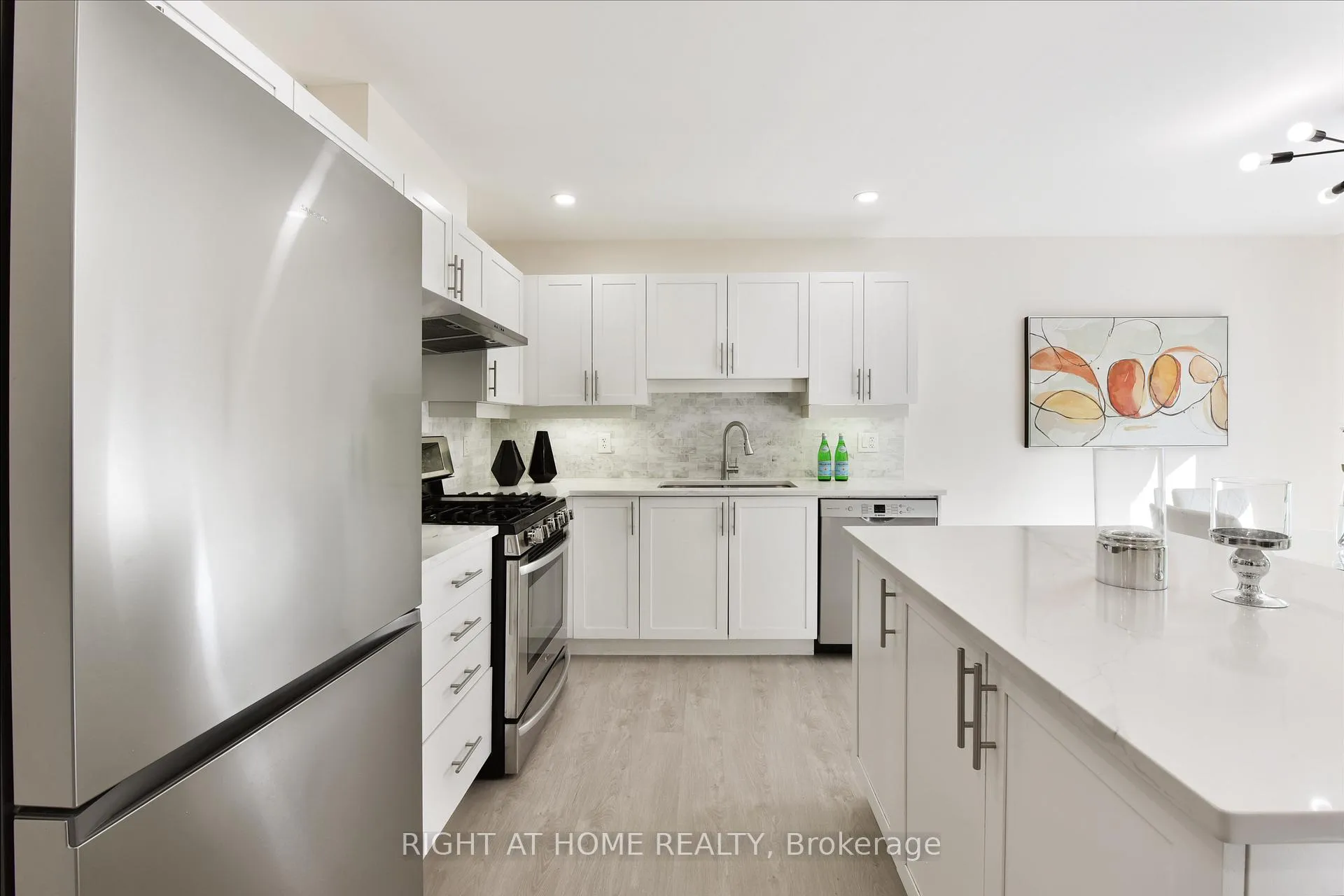 Photo 23 of 1053 Pampero Crescent, Ottawa, Stittsville (North) — HOMEH