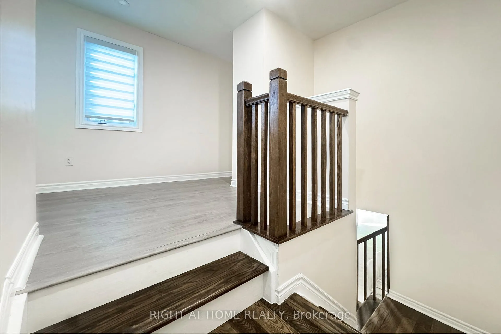 Photo 24 of 1053 Pampero Crescent, Ottawa, Stittsville (North) — HOMEH