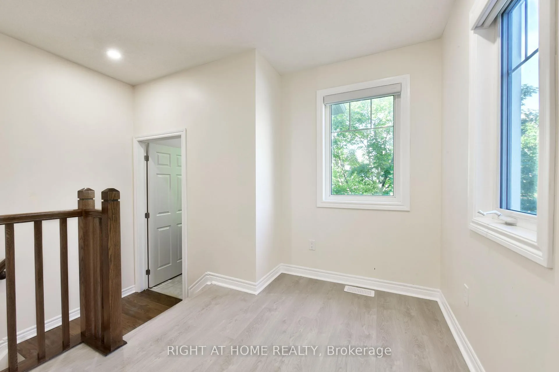 Photo 25 of 1053 Pampero Crescent, Ottawa, Stittsville (North) — HOMEH