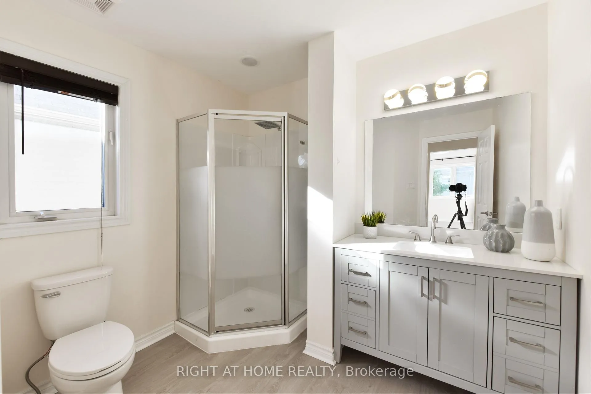 Photo 30 of 1053 Pampero Crescent, Ottawa, Stittsville (North) — HOMEH