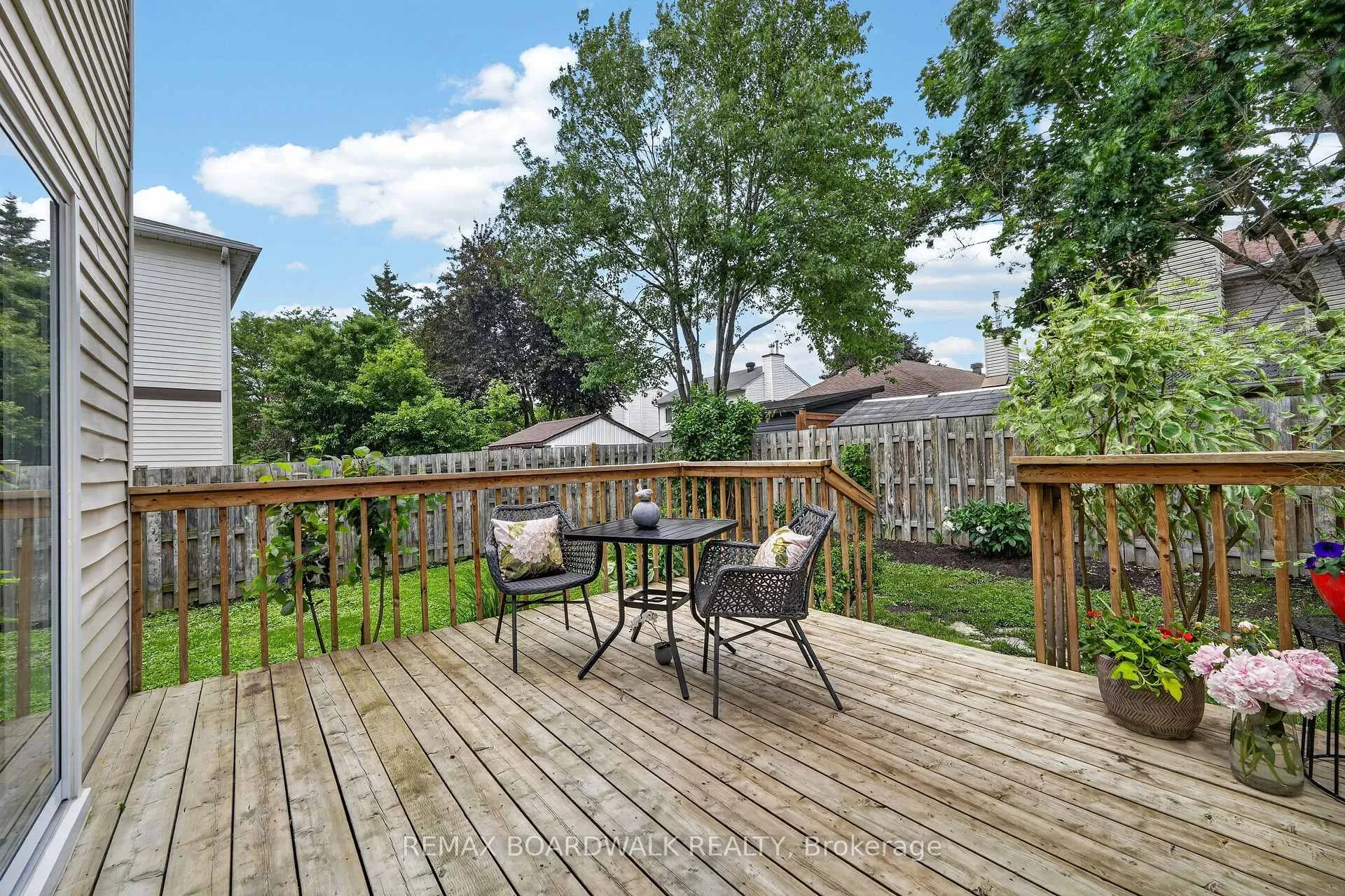 Photo 34 of 735 Clearcrest Crescent, Ottawa, Fallingbrook/Ridgemount — HOMEH