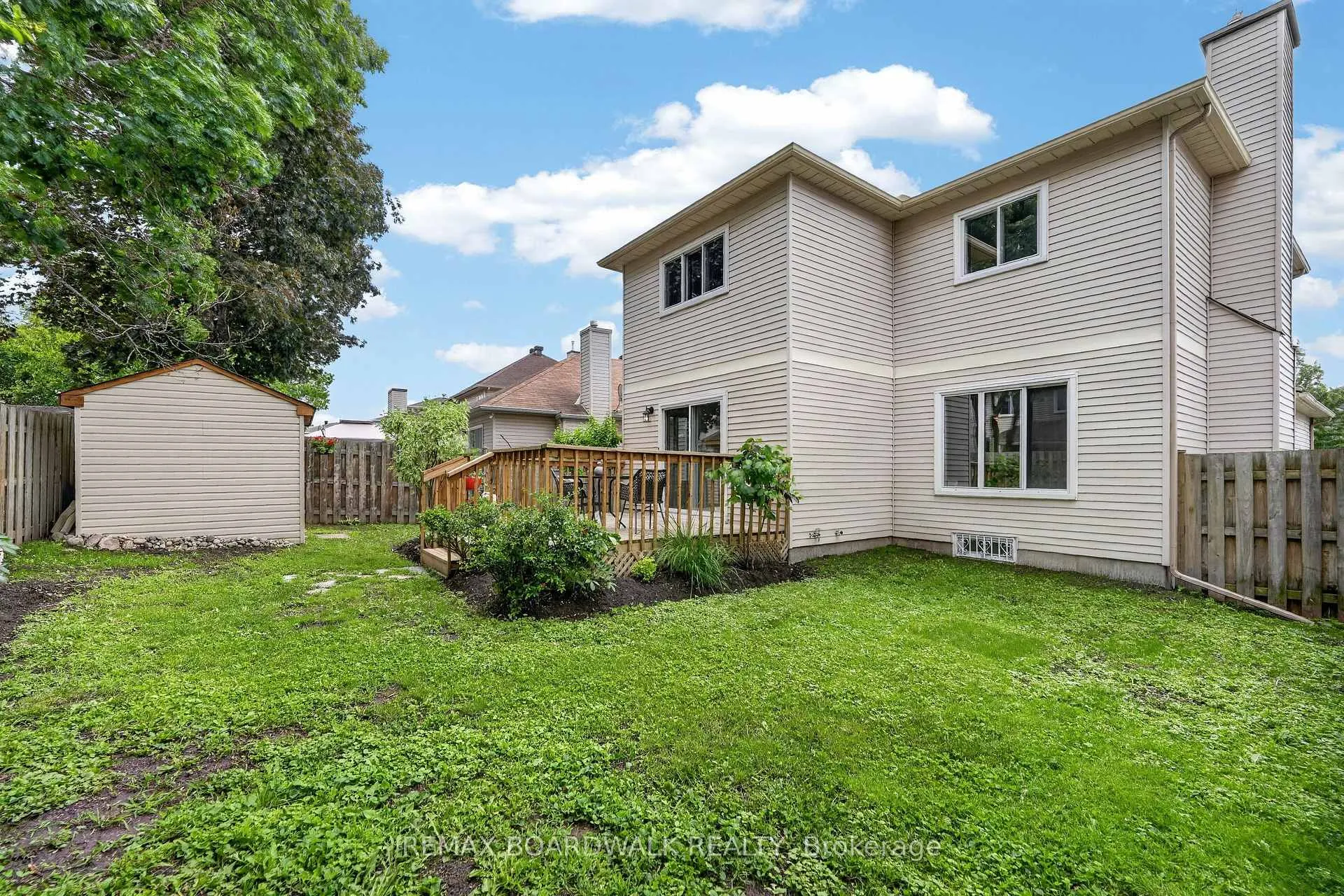 Photo 38 of 735 Clearcrest Crescent, Ottawa, Fallingbrook/Ridgemount — HOMEH