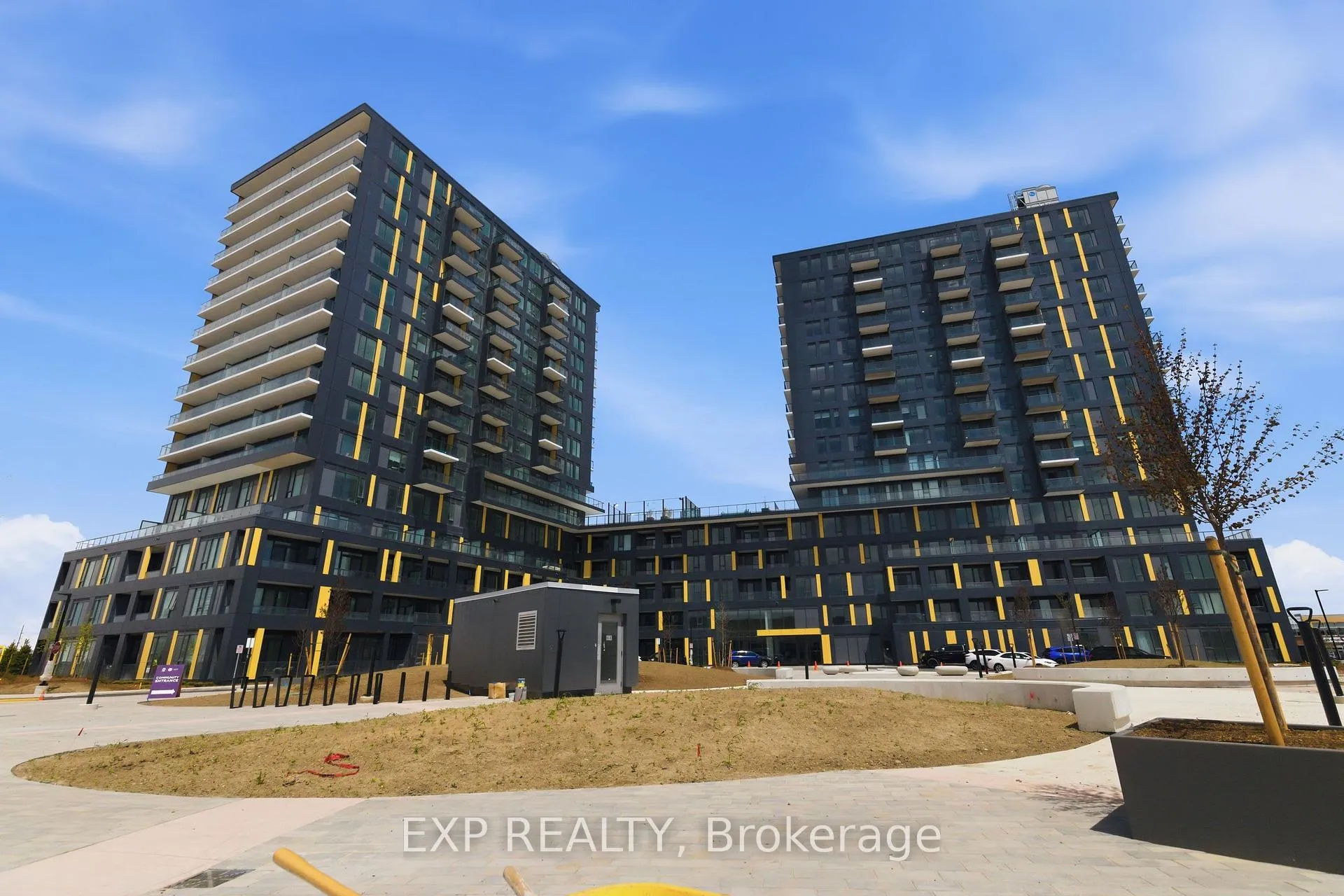 Photo 5 of Unit 426, 4878 Powers Common, Burlington, Alton — HOMEH