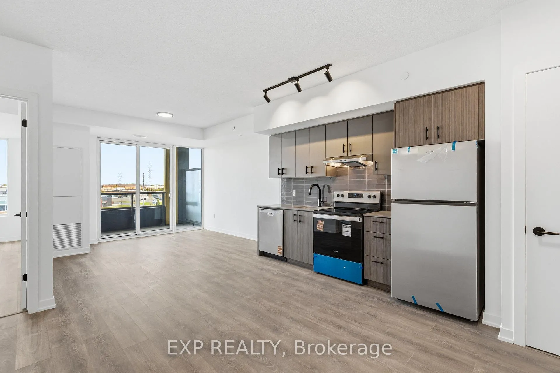 Photo 16 of Unit 426, 4878 Powers Common, Burlington, Alton — HOMEH