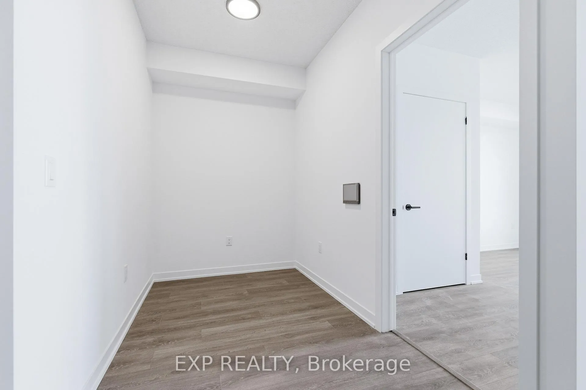 Photo 27 of Unit 426, 4878 Powers Common, Burlington, Alton — HOMEH