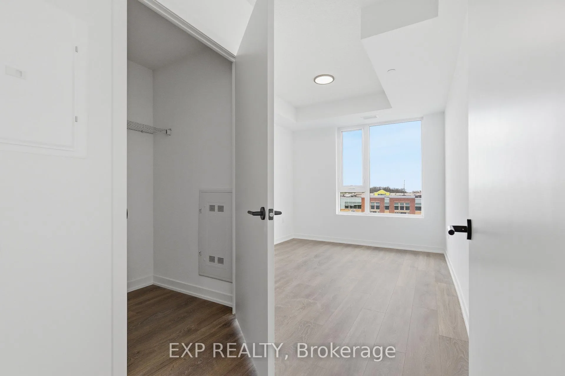 Photo 28 of Unit 426, 4878 Powers Common, Burlington, Alton — HOMEH
