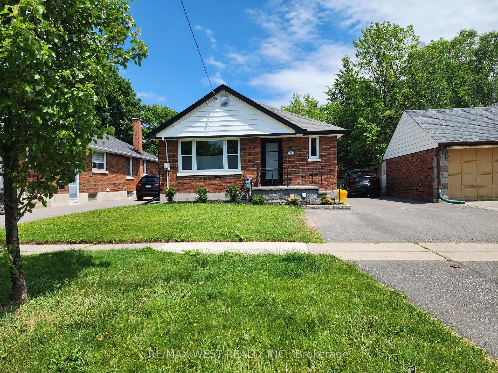 Photo 1 of Unit Main, 835 Hortop Street, Oshawa, Centennial — HOMEH