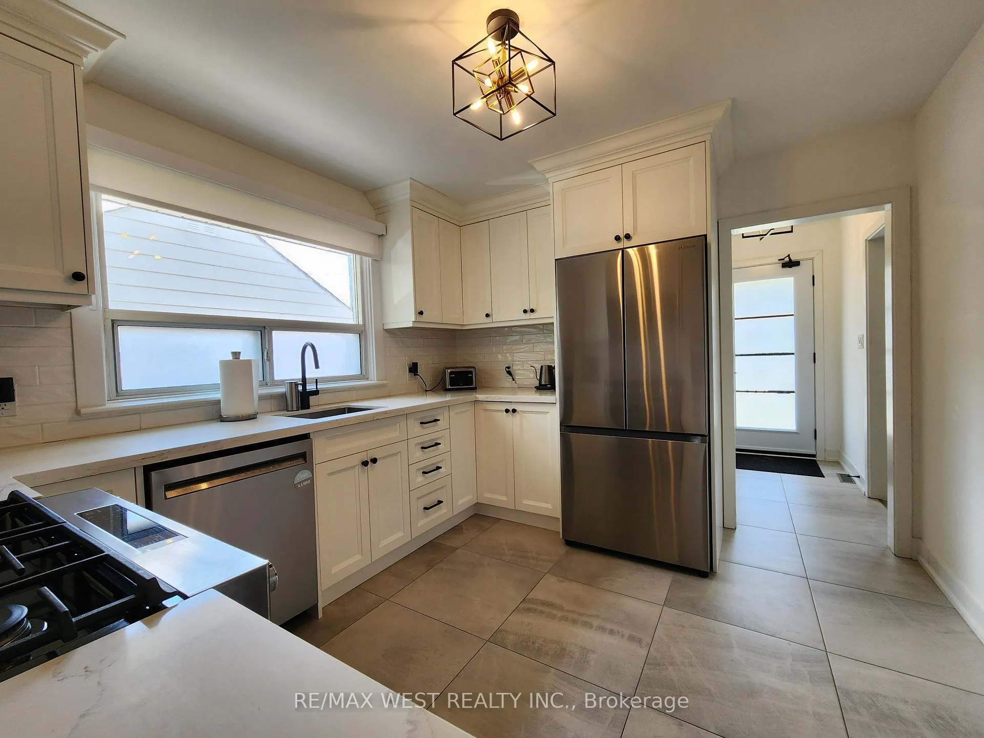 Photo 3 of Unit Main, 835 Hortop Street, Oshawa, Centennial — HOMEH