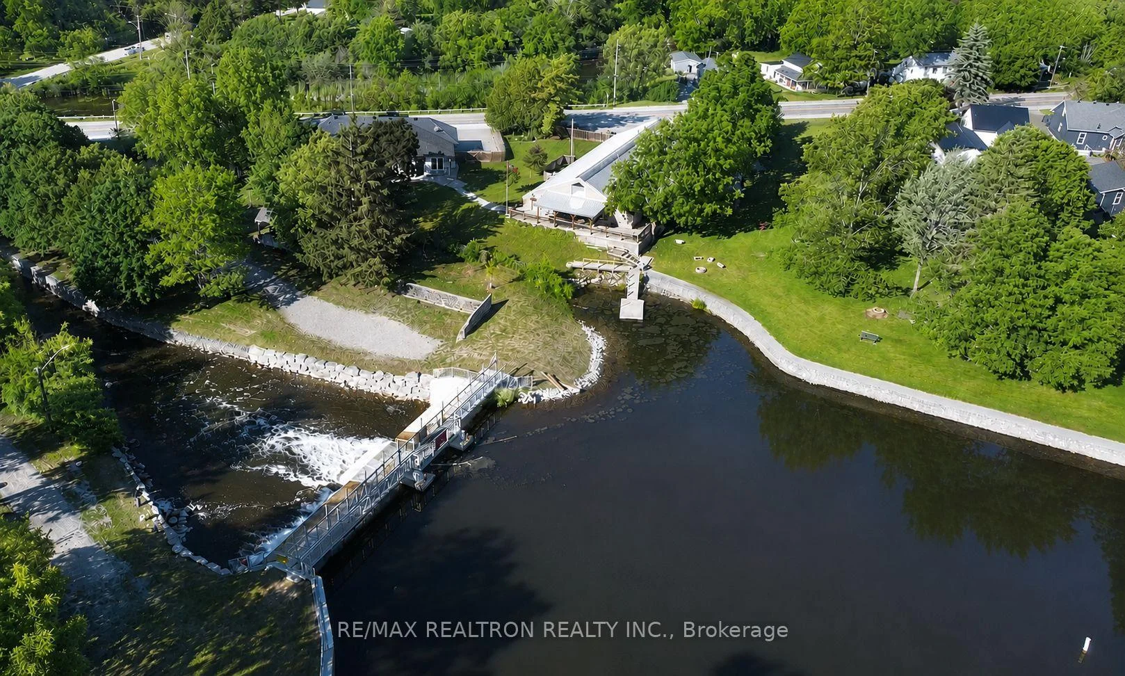 Photo 10 of 201 Pefferlaw Road, Georgina, Pefferlaw — HOMEH