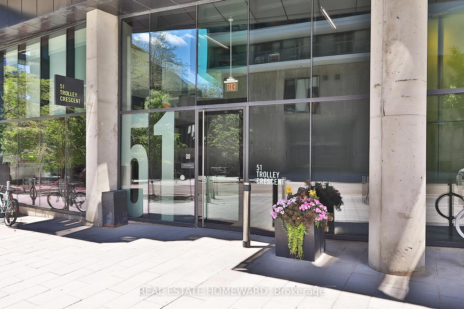 Photo 24 of Unit 603, 51 Trolley Crescent, Toronto, Moss Park — HOMEH