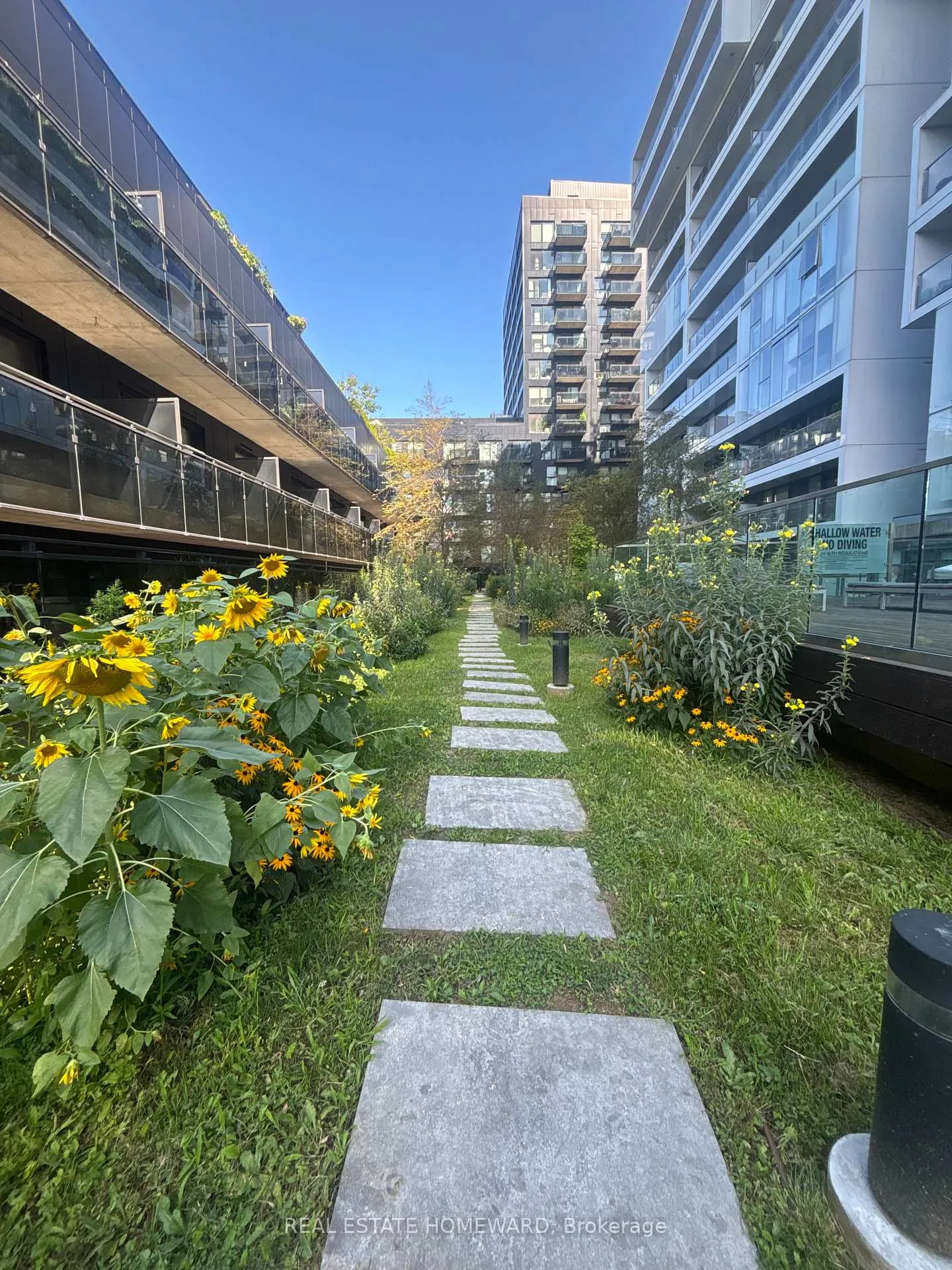 Photo 35 of Unit 603, 51 Trolley Crescent, Toronto, Moss Park — HOMEH