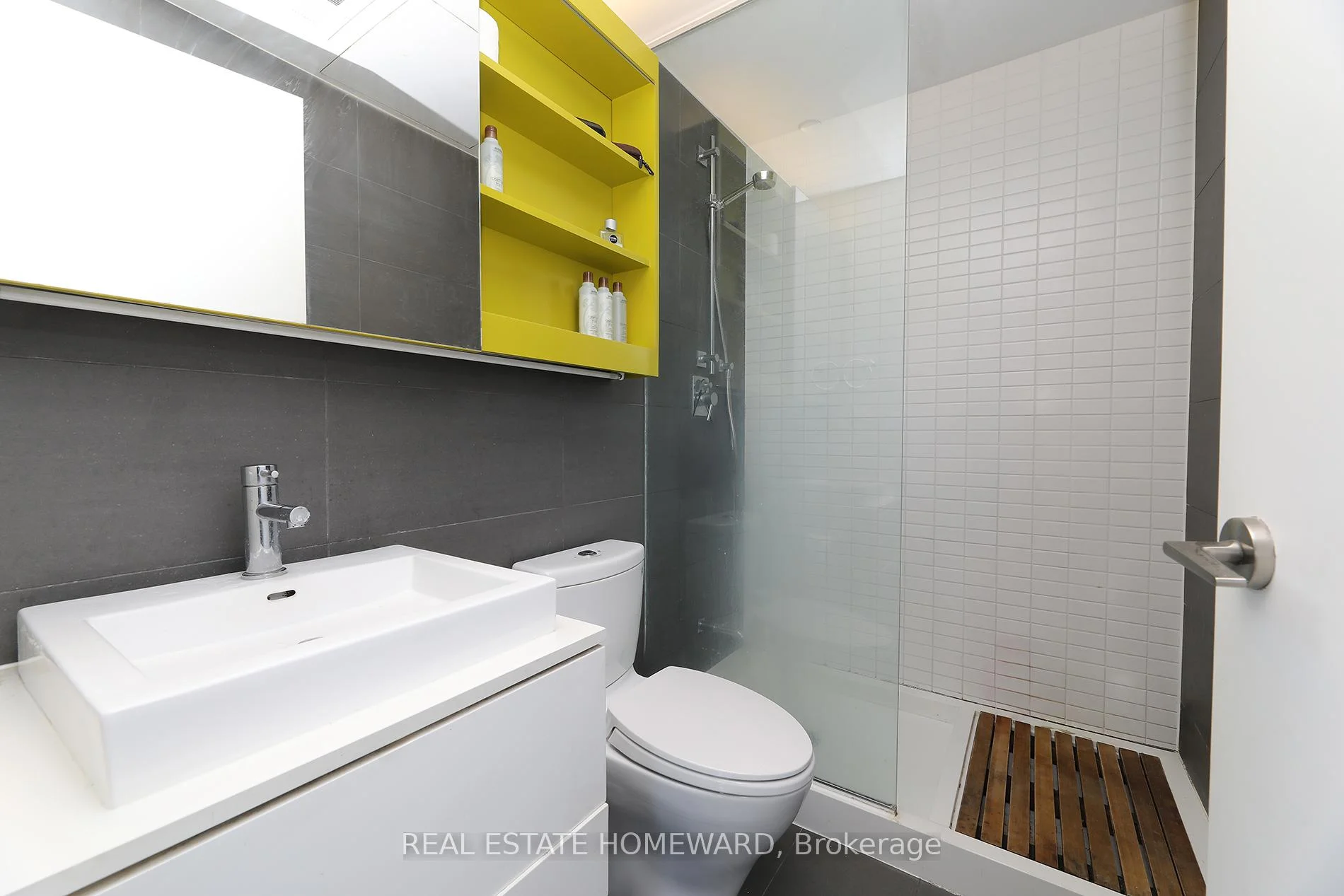 Photo 17 of Unit 603, 51 Trolley Crescent, Toronto, Moss Park — HOMEH