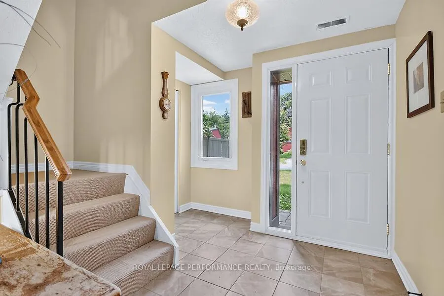 Photo 3 of Unit 62, 280 McClellan Road, Ottawa, Arlington Woods — HOMEH