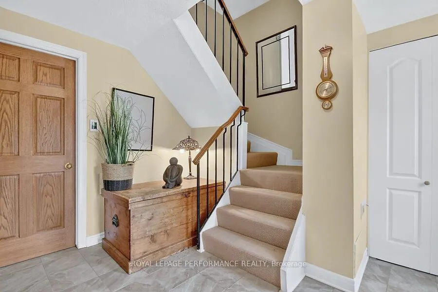 Photo 4 of Unit 62, 280 McClellan Road, Ottawa, Arlington Woods — HOMEH