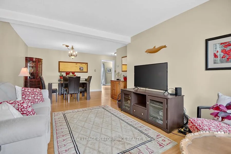 Photo 10 of Unit 62, 280 McClellan Road, Ottawa, Arlington Woods — HOMEH