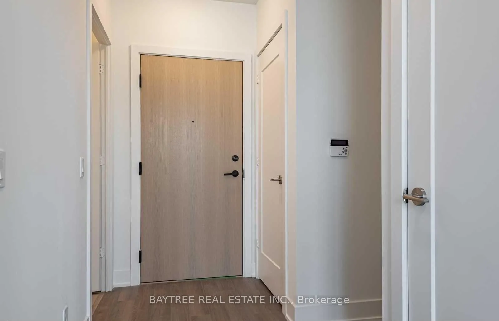 Photo 3 of Unit 518, 1 Belsize Drive, Toronto, Yonge-Eglinton — HOMEH