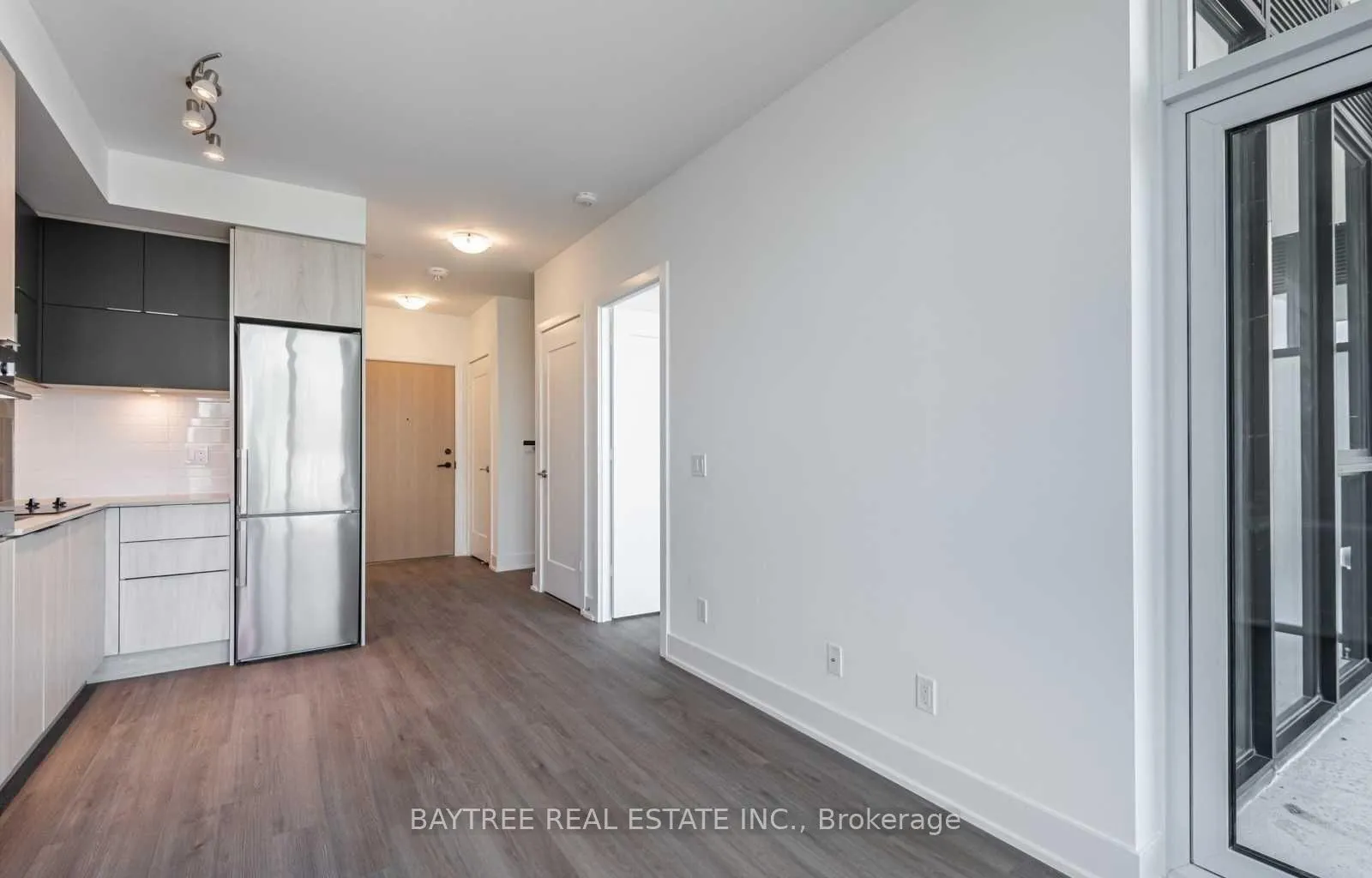 Photo 10 of Unit 518, 1 Belsize Drive, Toronto, Yonge-Eglinton — HOMEH