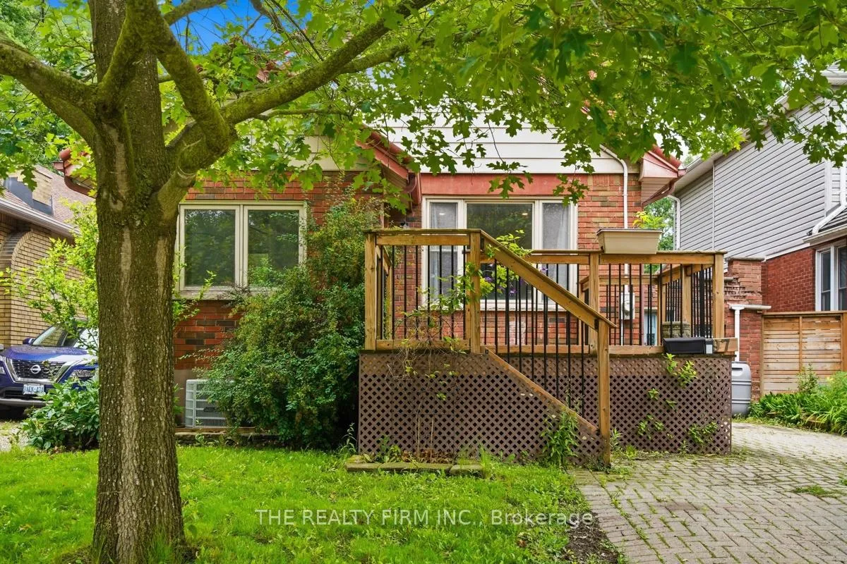 Photo 4 of 97 Springbank Drive, London, South E — HOMEH