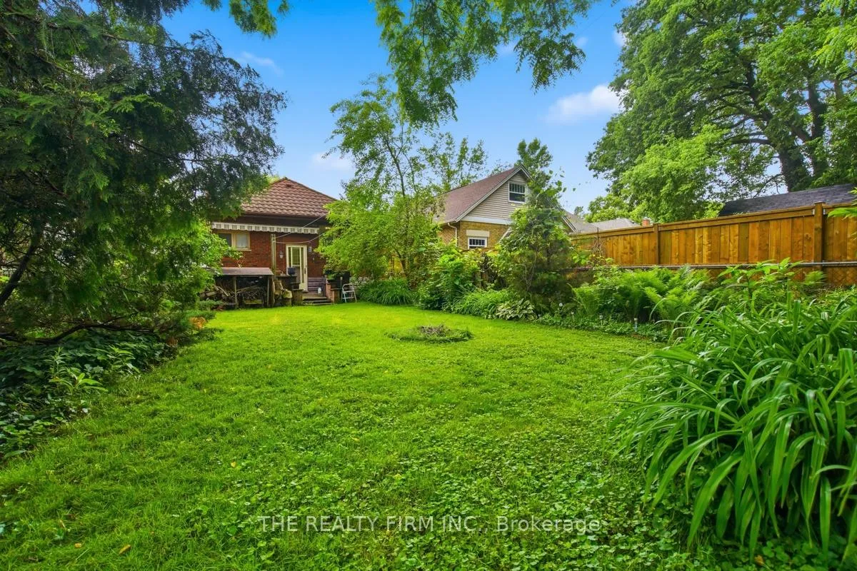 Photo 41 of 97 Springbank Drive, London, South E — HOMEH