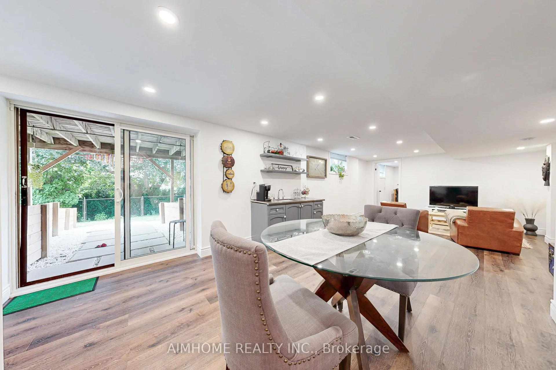 Photo 40 of 23 Hildegard Drive, Hamilton, Vincent — HOMEH