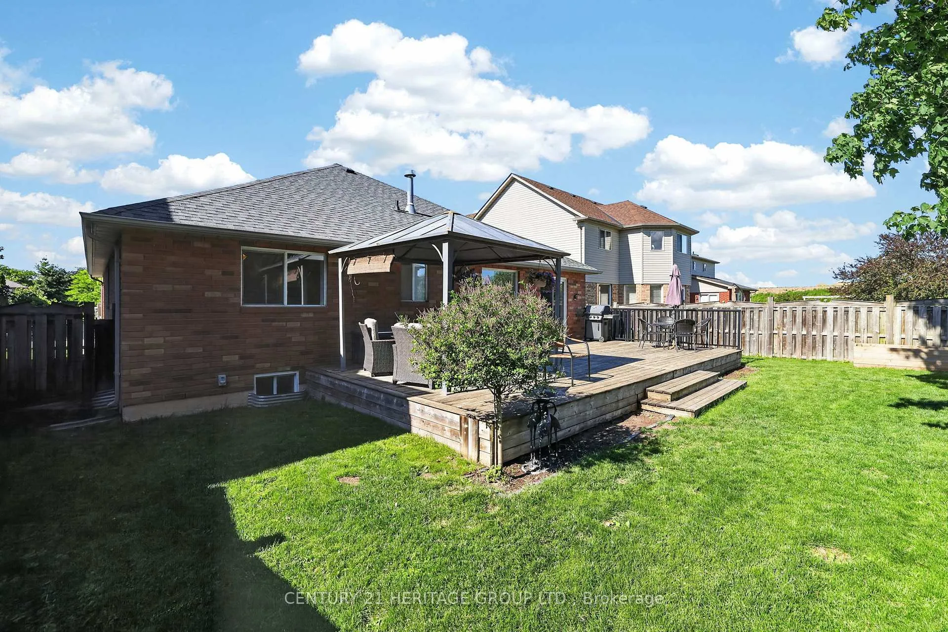 Photo 37 of 21 Bateman Street, New Tecumseth, Beeton — HOMEH