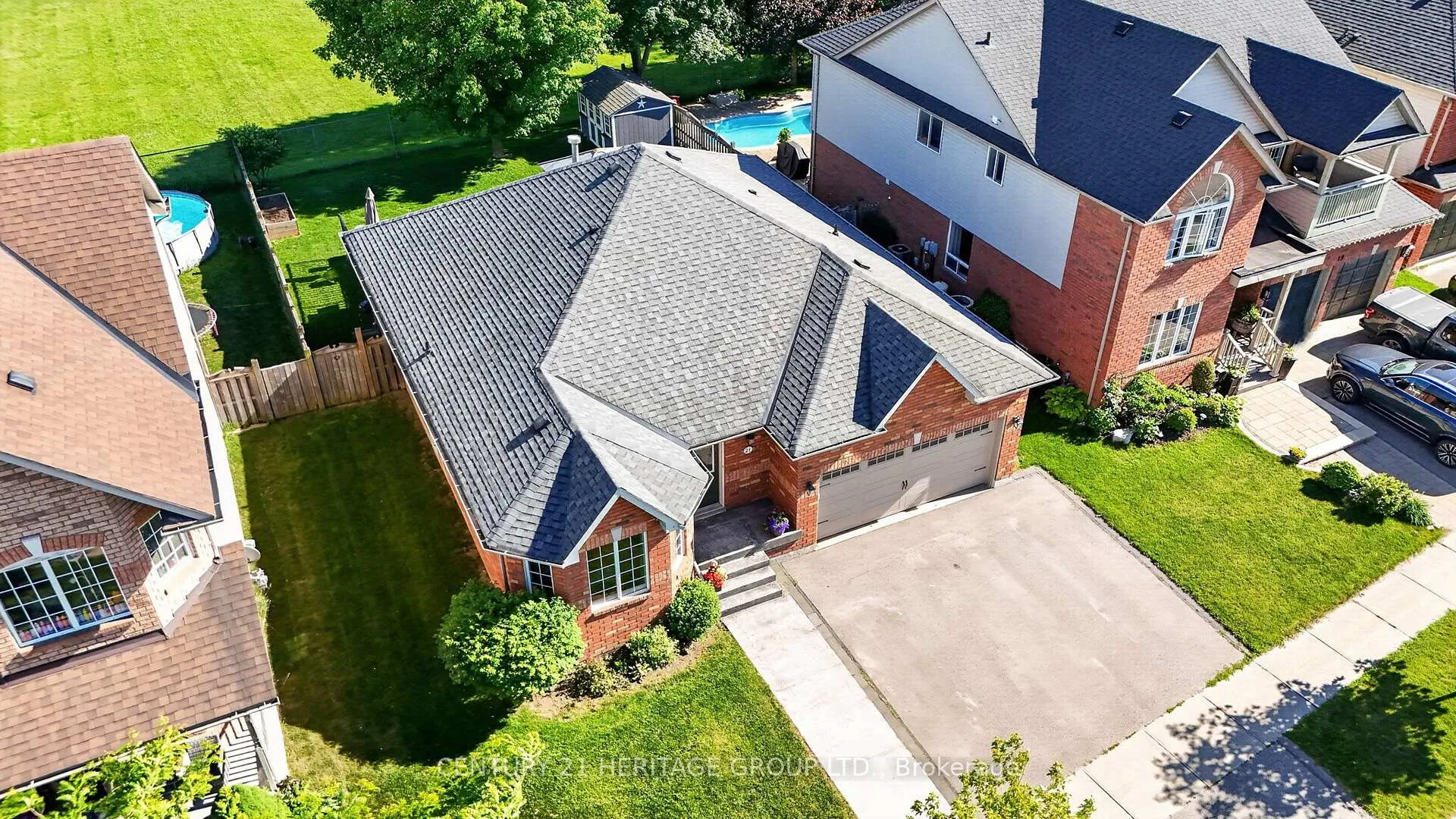 Photo 44 of 21 Bateman Street, New Tecumseth, Beeton — HOMEH