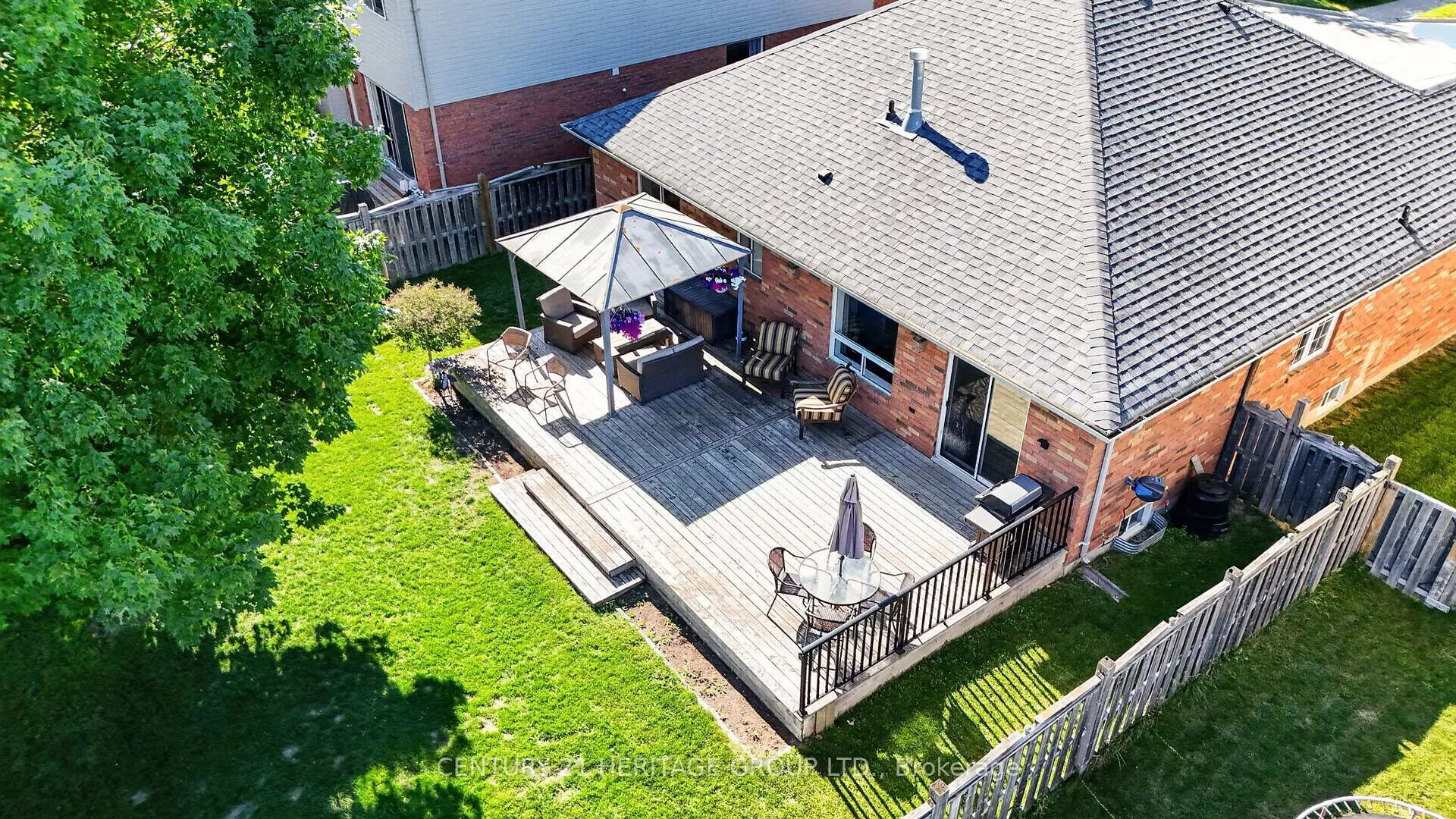 Photo 48 of 21 Bateman Street, New Tecumseth, Beeton — HOMEH