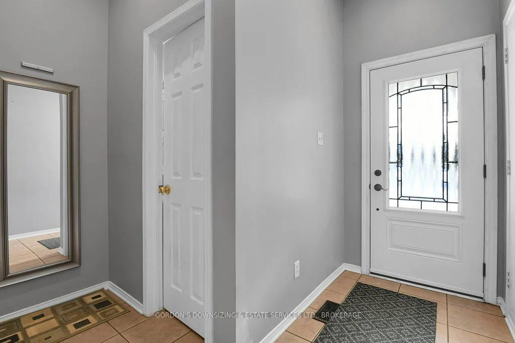 Photo 3 of 6370 Sablewood Place, Ottawa, Chapel Hill — HOMEH